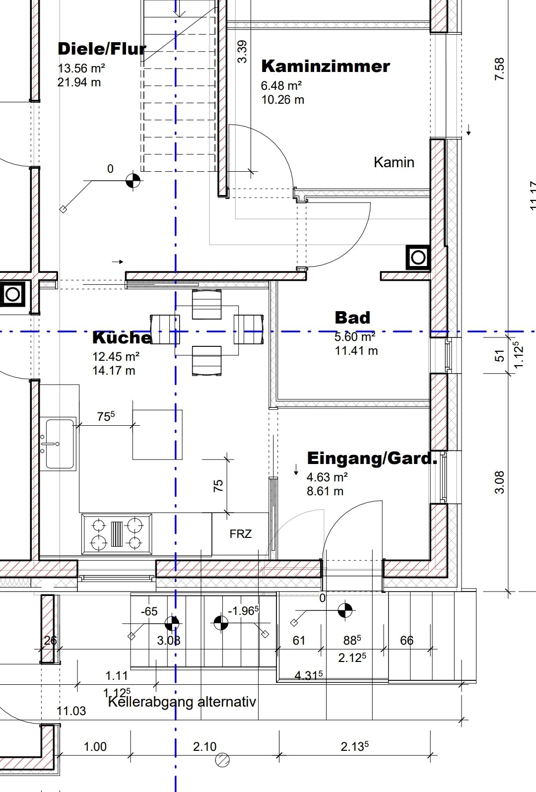 Grundriss eines Wohnhauses: Diele/Flur, Küche, Bad, Kaminzimmer, Eingang/Garderobe.