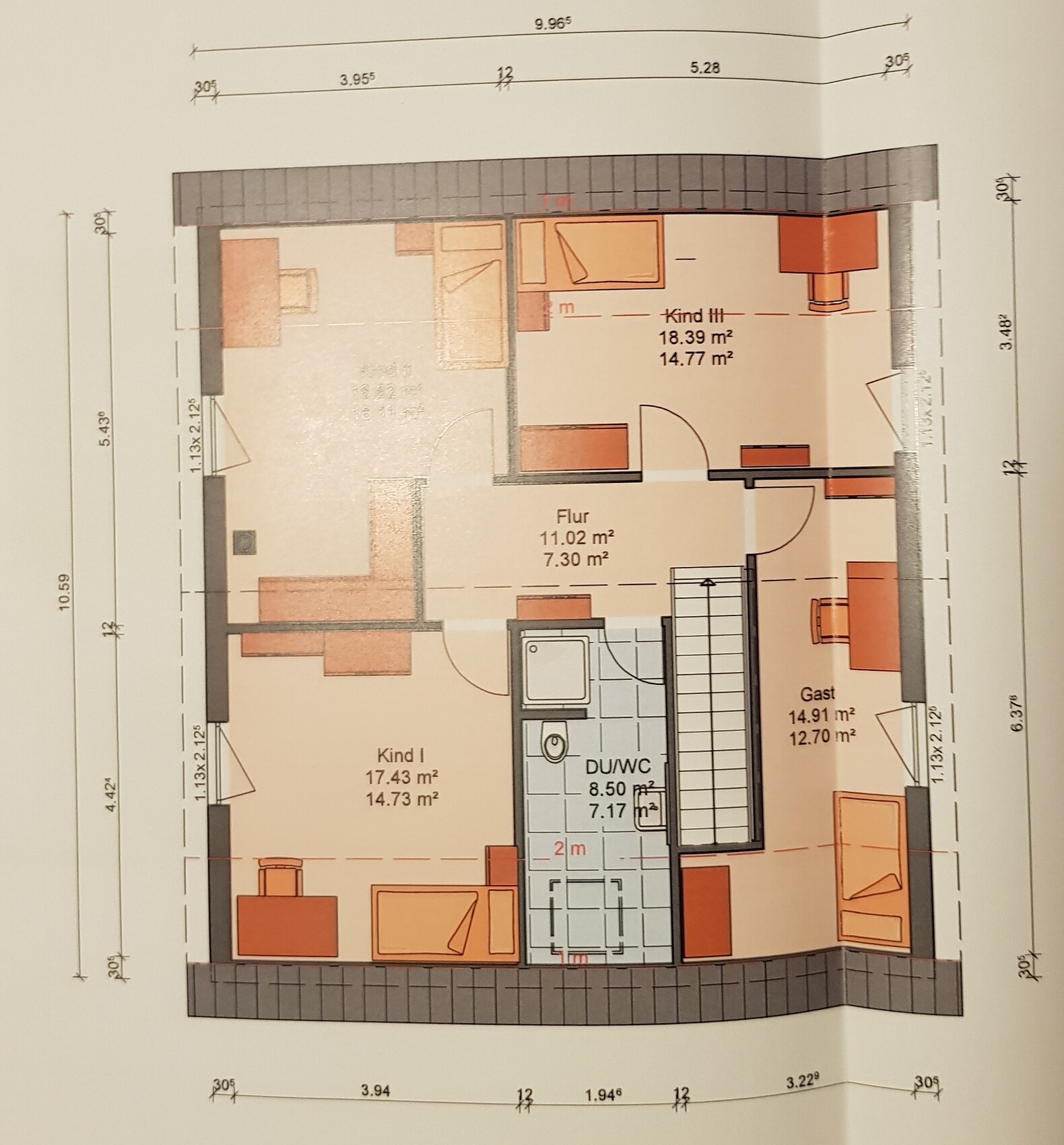 Grundriss eines Wohnplans: Flur, drei Zimmer (Kind I, Kind II, Gast) und Bad/DU-WC, Treppenhaus.