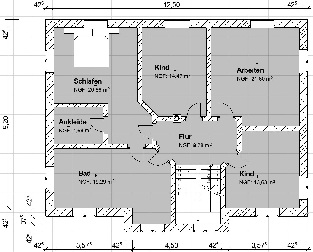 Grundriss eines Hauses mit Schlafzimmer, Ankleide, Bad, Flur, zwei Kinderzimmern und Arbeitszimmer.