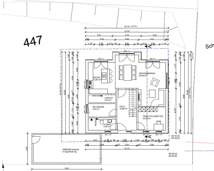 Grundriss eines Einfamilienhauses: Wohnen/Essen, Küche, Diele, Bad, Vorrat, Garage.