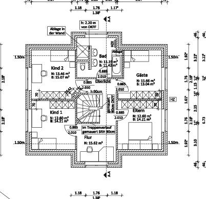 2D-Grundriss eines Hauses mit beschrifteten Zimmern, Treppen, Flur und Bad