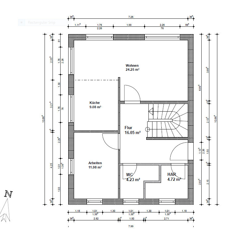 Grundrissplan eines Hauses mit Wohnzimmer, Küche, Arbeiten, Flur, WC und HAR
