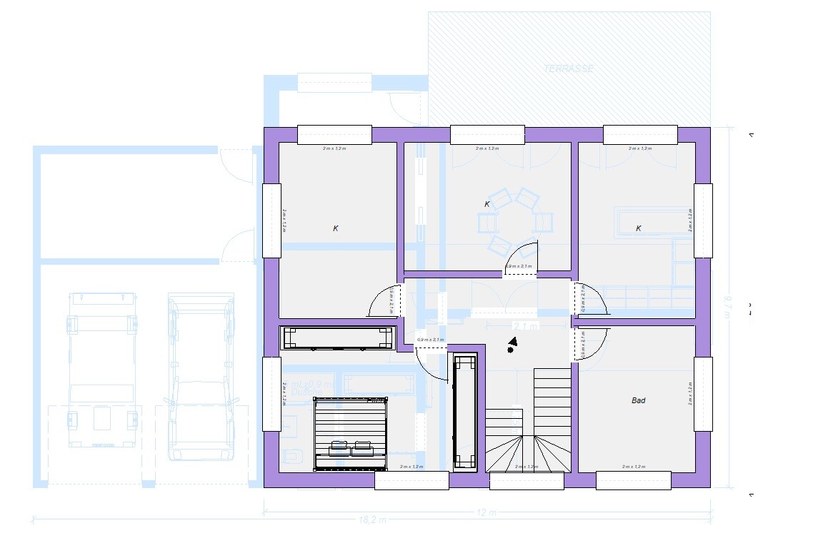 Grundriss eines Hauses mit mehreren Zimmern, Bad, Treppe, Garage mit zwei Autos.