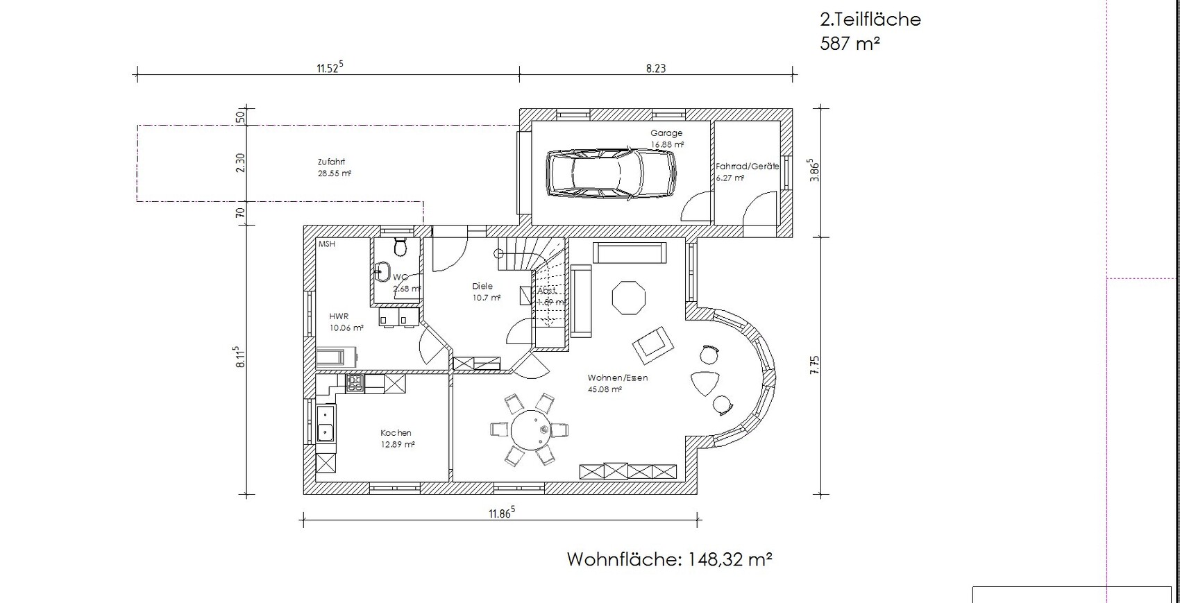 Grundriss eines Einfamilienhauses: Wohnen/Essen, Küche, Garage mit Auto, HWR, WC