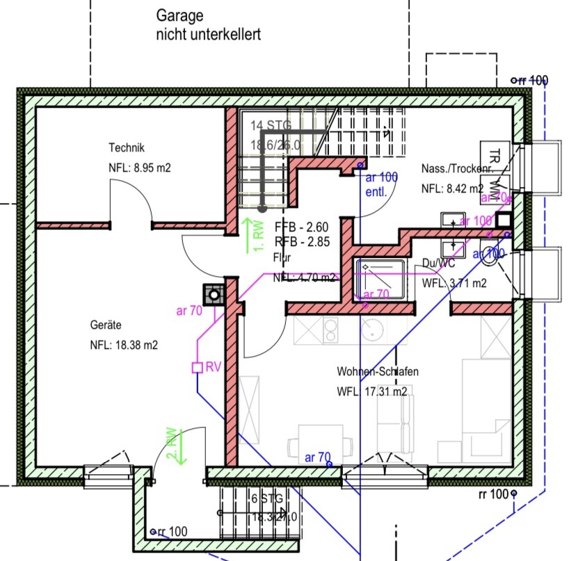 Grundriss eines Hauses mit Technik, Geräte, Wohnen/Schlafen, Flur, Nassbereich, Treppen