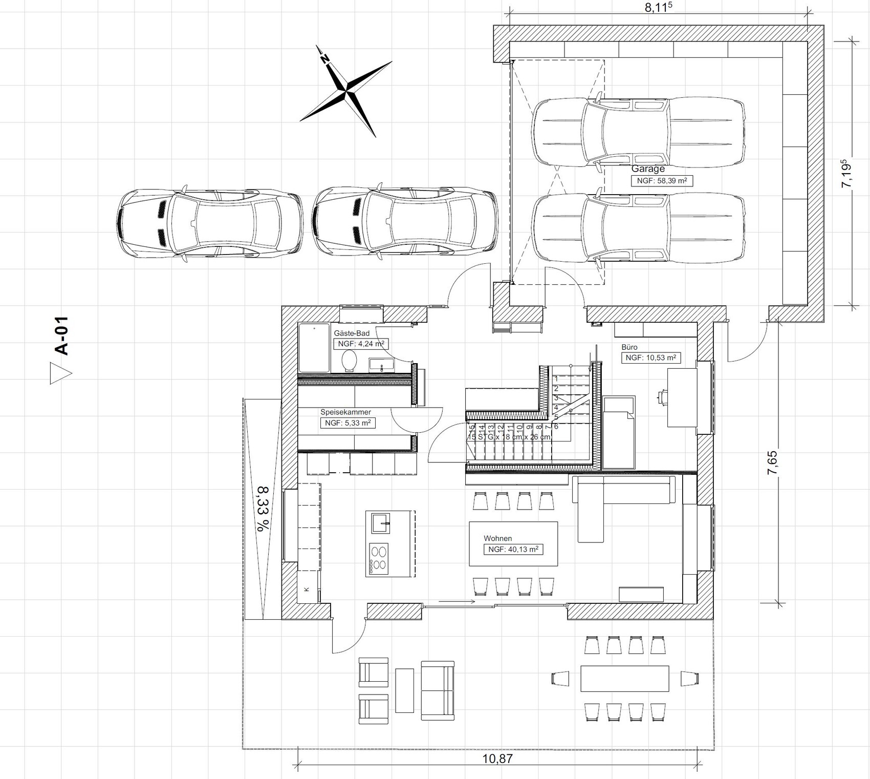 Grundriss eines Einfamilienhauses mit Garage, Wohn-/Essbereich, Küche und Treppe