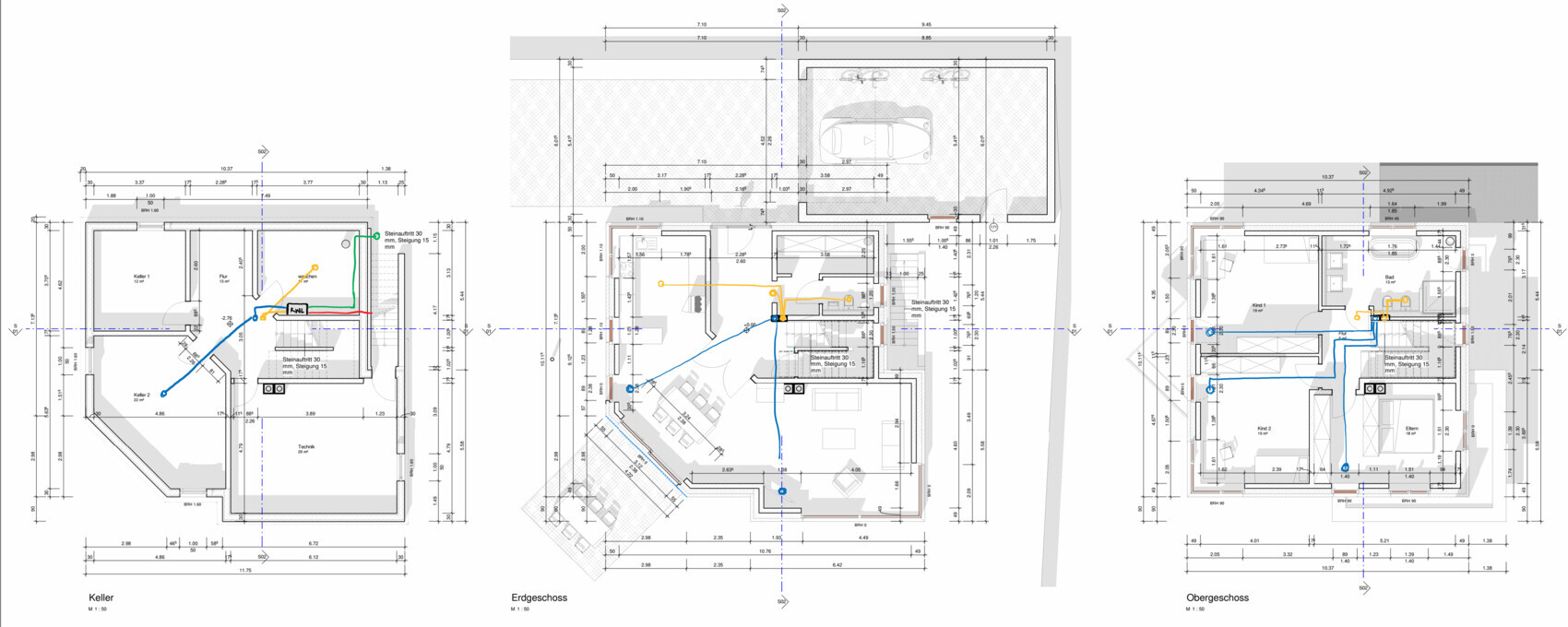 Architektur-Grundriss eines Hauses mit Keller, Erdgeschoss und Obergeschoss; farbige Leitungswege.