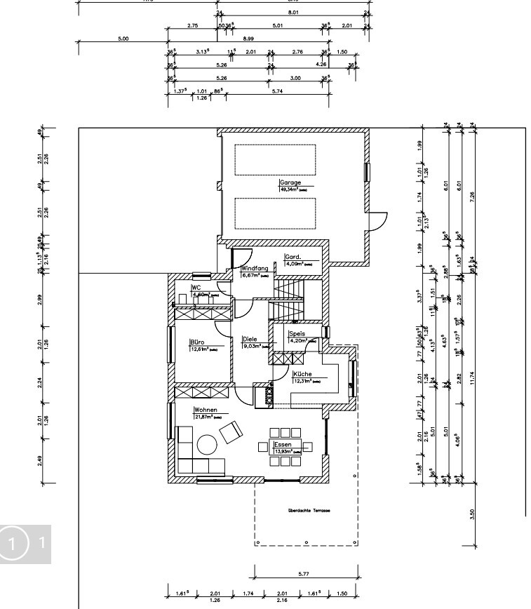 Grundriss eines Hauses mit Garage, Küche, Essen, Wohnen, Büro, WC, Diele, Speis, Windfang, Terrasse