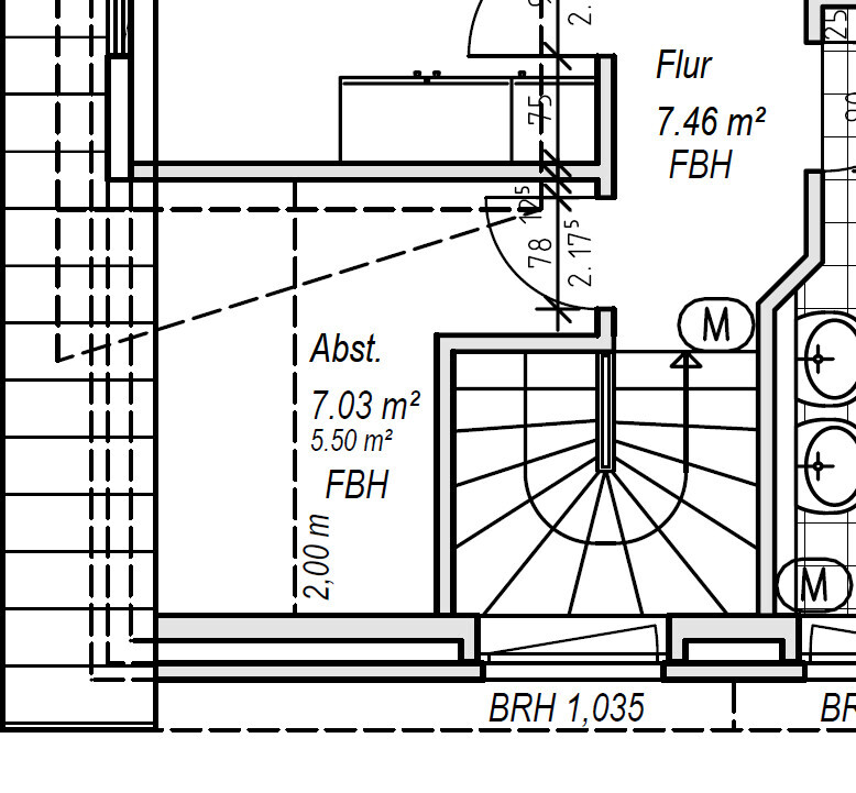 Grundriss eines Innenraums: Abstellraum (7,03 m²) und Flur (7,46 m²) mit Wendeltreppe