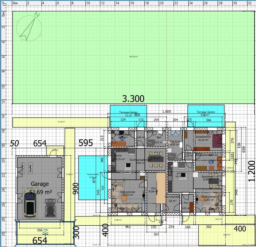 Grundriss eines Hauses mit Garage, Terrassen, Garten und Außenflächen