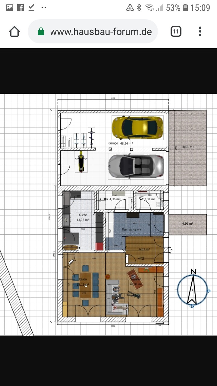 Grundriss eines Hauses: Garage mit zwei Autos, Küche, Essen, Wohnen, Flur.