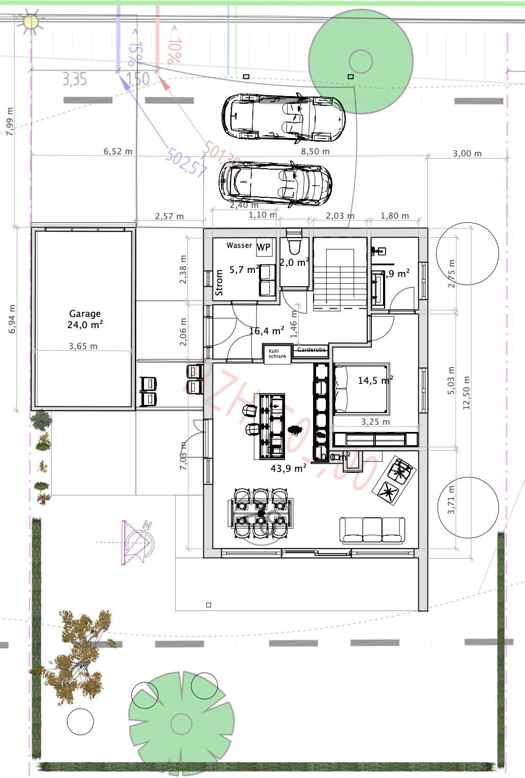 Hausgrundriss: Garage, zwei Parkplätze, offener Wohnbereich, Schlafzimmer.