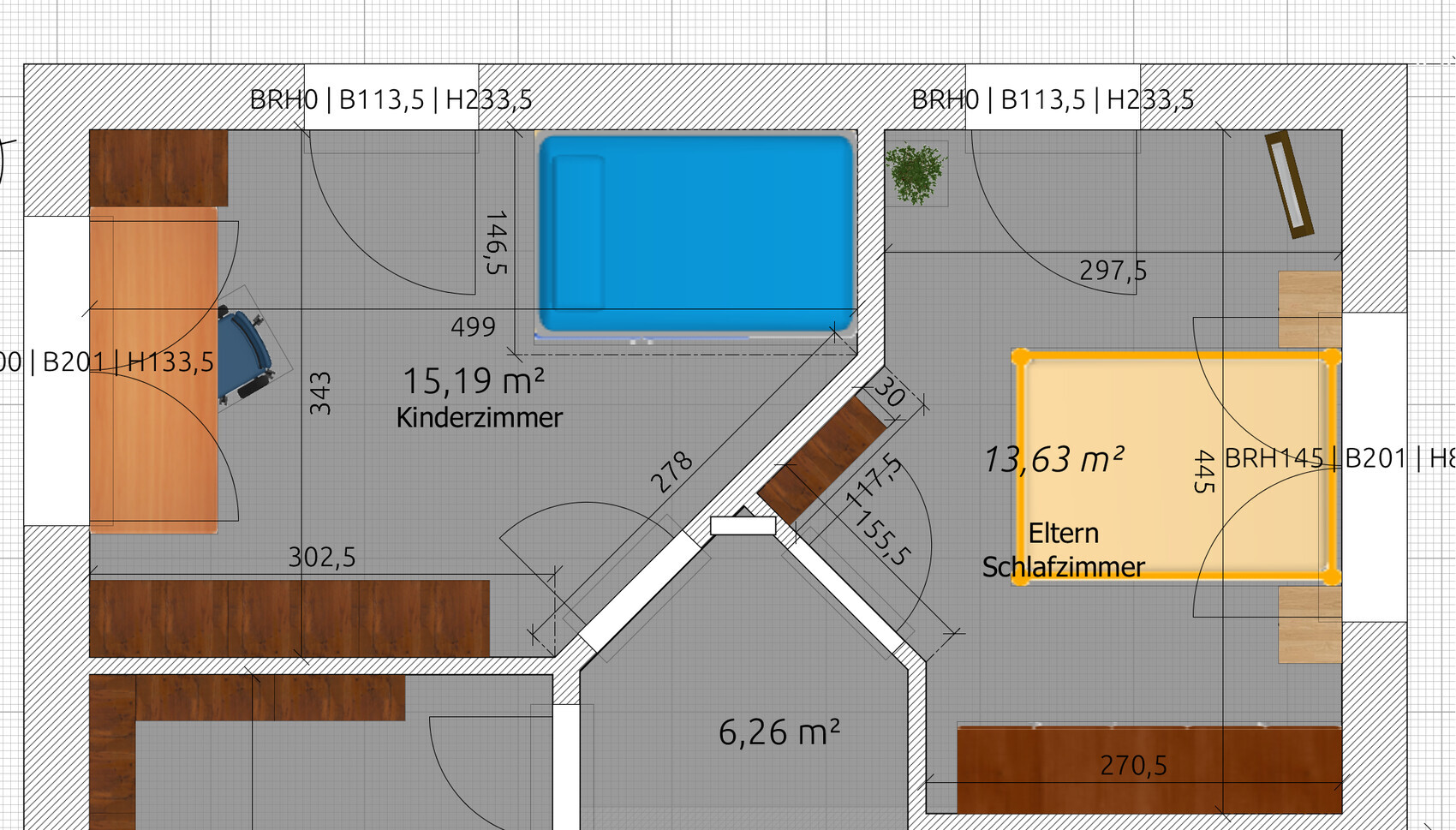 Grundriss eines Wohnplans mit Kinderzimmer (blaues Bett) und Eltern Schlafzimmer (gelbes Bett).