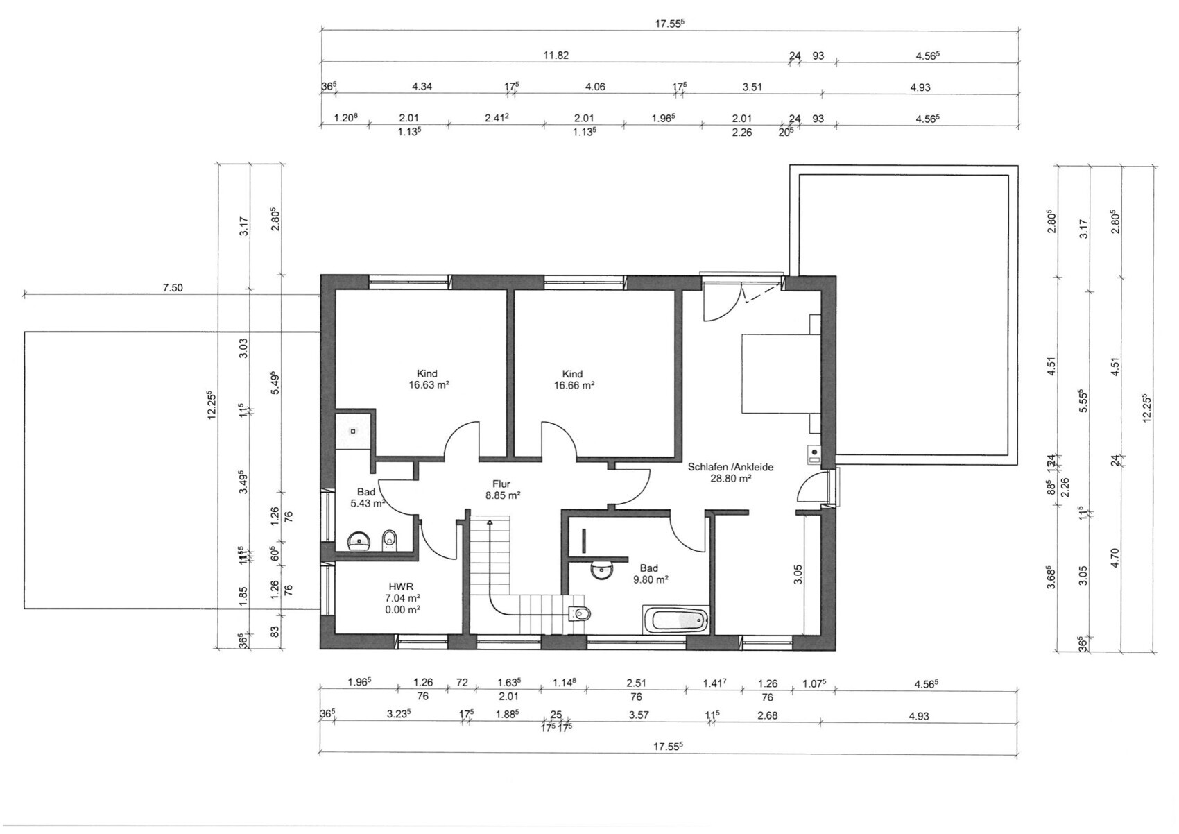 Grundriss eines Hauses: zwei Kinderzimmer, Schlafen/Ankleide, zwei Bäder, Flur, HWR und Treppe.
