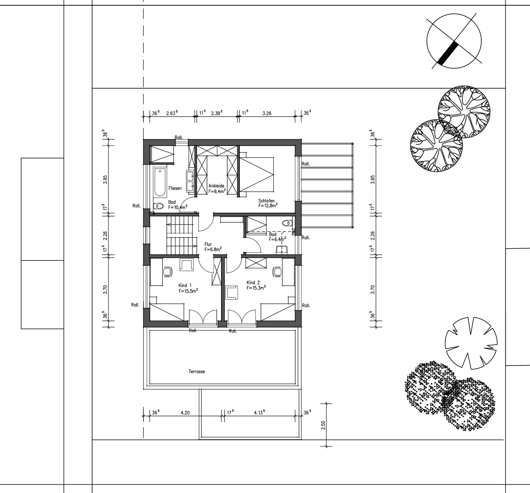 Grundriss eines Wohnhauses im Detail: Flur, Bad, Ankleide, Schlafzimmer, zwei Kinderzimmer, Terrasse.