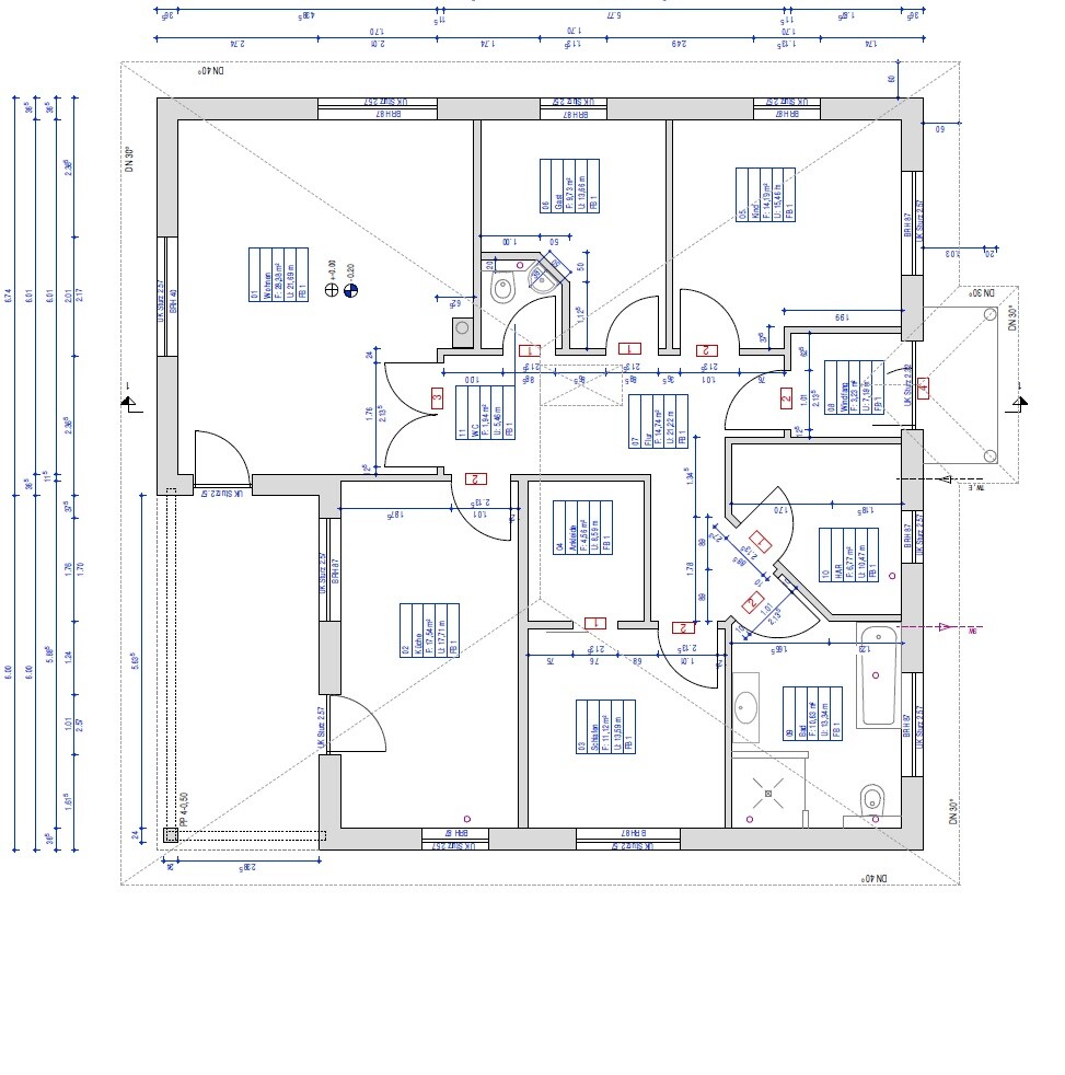 Grundriss eines Hauses mit mehreren Zimmern: Wände, Türen, Fenster und Sanitäranlagen.