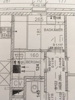 2D-Grundrissplan mit Bad, Küche und Flur in Bauzeichnung