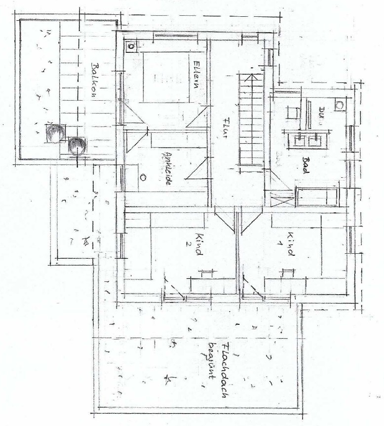 Grundriss eines Hauses: Balkon links, Flur in der Mitte, Eltern- und Kinderzimmer, Küche, Bad.