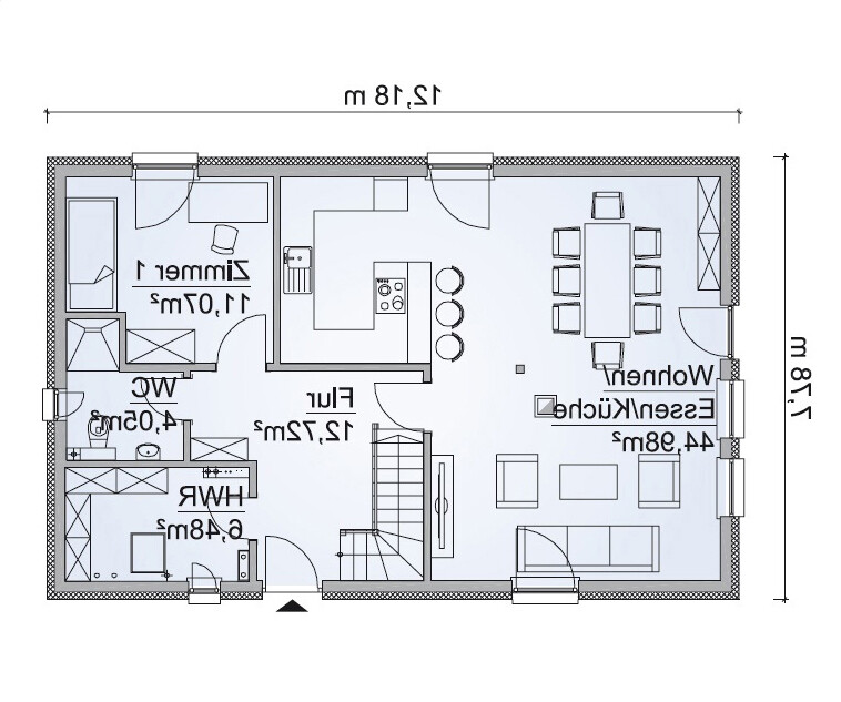 Grundriss eines Hauses: Küche mit Insel, Esszimmer, Wohnzimmer, Flur, Treppe, HWR, WC, Schlafzimmer.