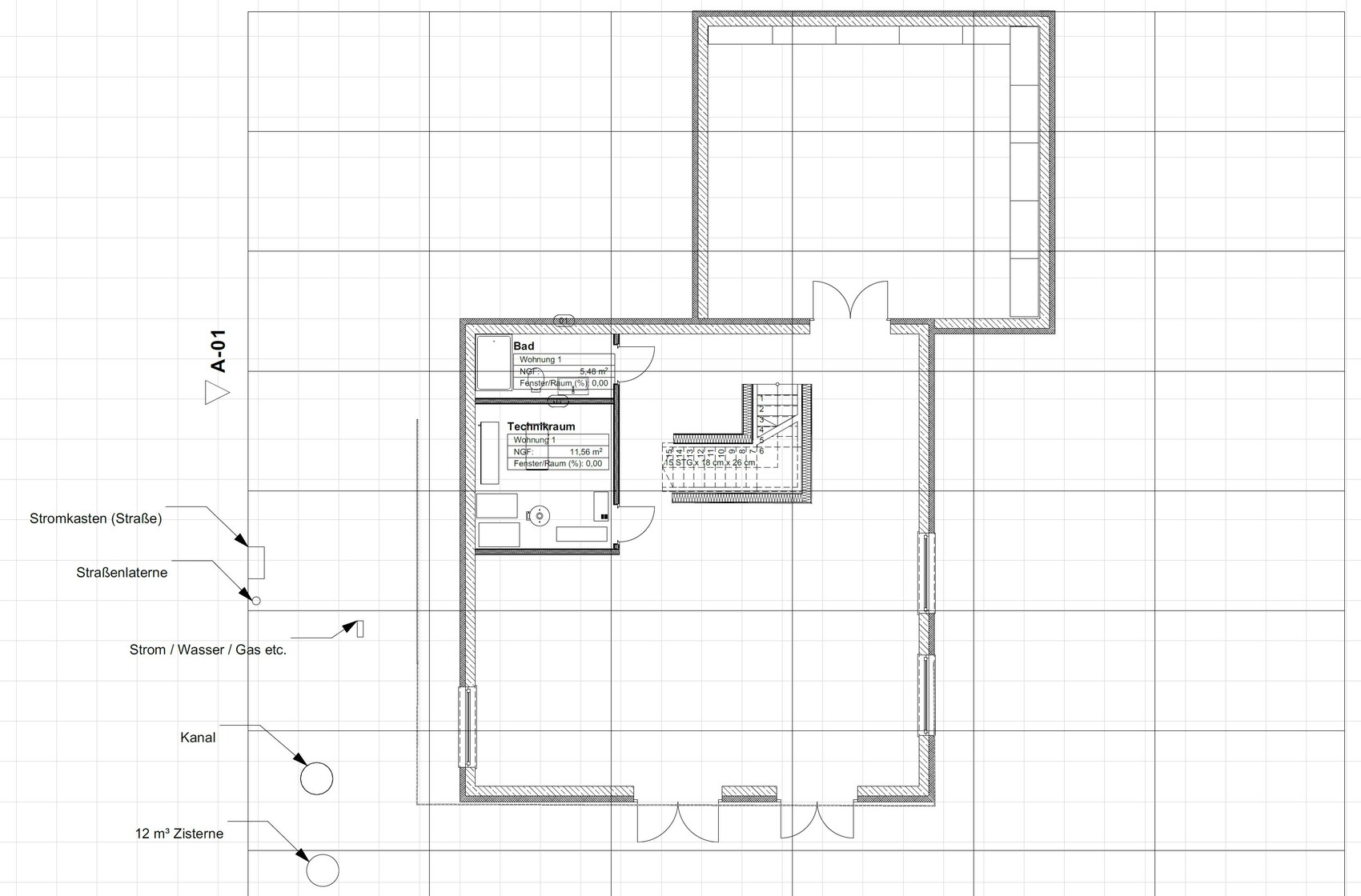 Grundriss eines Gebäudeteils mit Bad, Technikraum, Treppenhaus und Außenanschlüssen.