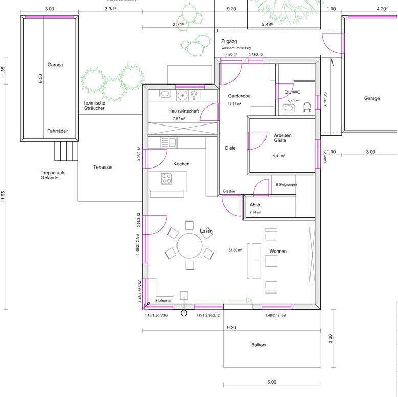 Grundrissplan eines Einfamilienhauses mit Küche, Wohnzimmer, Essbereich und Terrasse.
