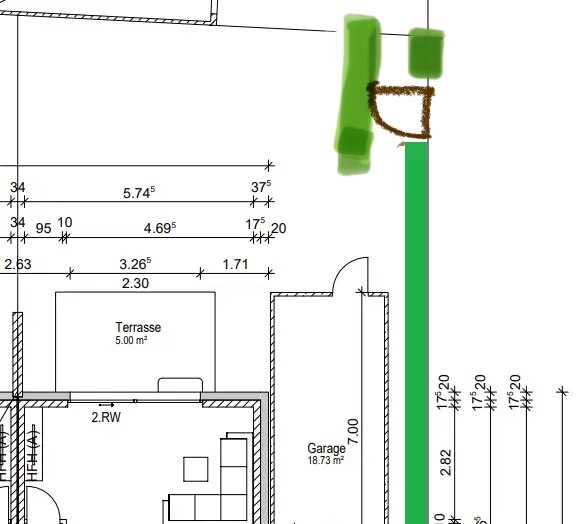 Grundriss: Terrasse (5 m²) und Garage (18.73 m²) mit Maßlinien.