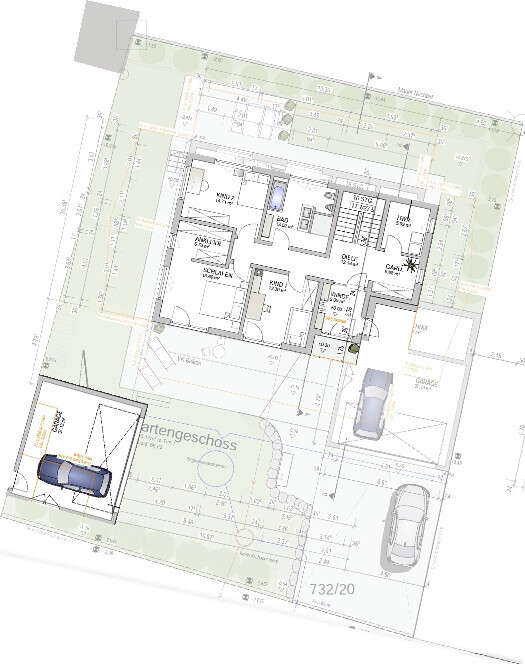 Grundrissplan eines Hauses mit Garten, Zufahrten und Parkplätzen.