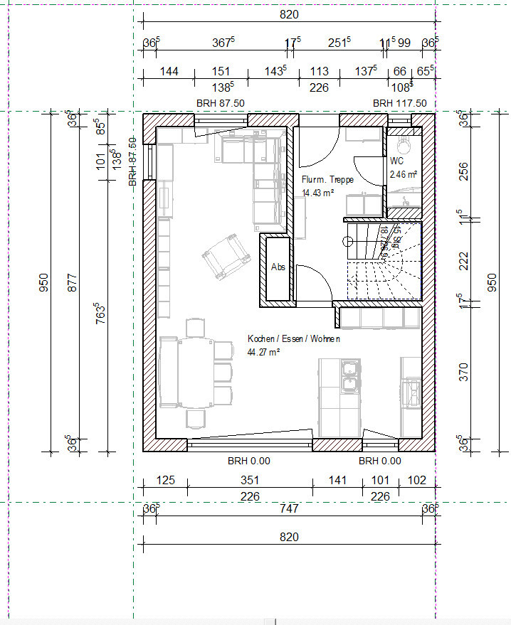 Grundriss eines Hauses: Küche, Essen, Wohnen, Flur mit Treppe und WC.
