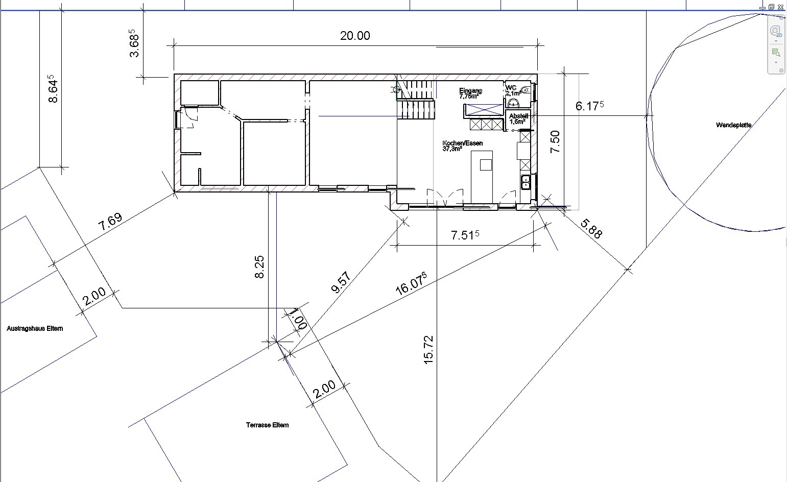 Grundriss eines Hauses mit Kochen/Essen, Eingangsbereich und Maßangaben.