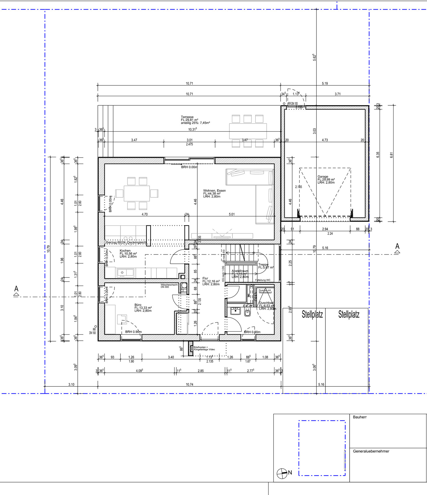 Detaillierter Grundriss eines Wohnhauses mit Küche, Wohnzimmer, Bad und Garage