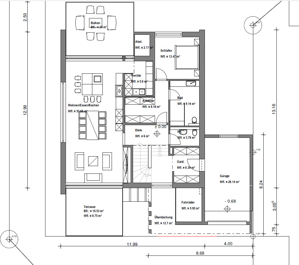 Grundriss eines Hauses: Wohnen/Essen/Kochen, Schlafzimmer, Bad, WC, Terrasse, Garage, Balkon.