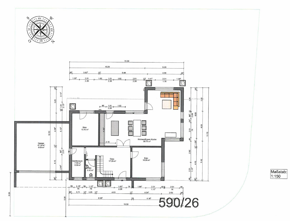 Grundriss eines Wohnhauses mit Garage, mehreren Zimmern, Treppen und Maßangaben