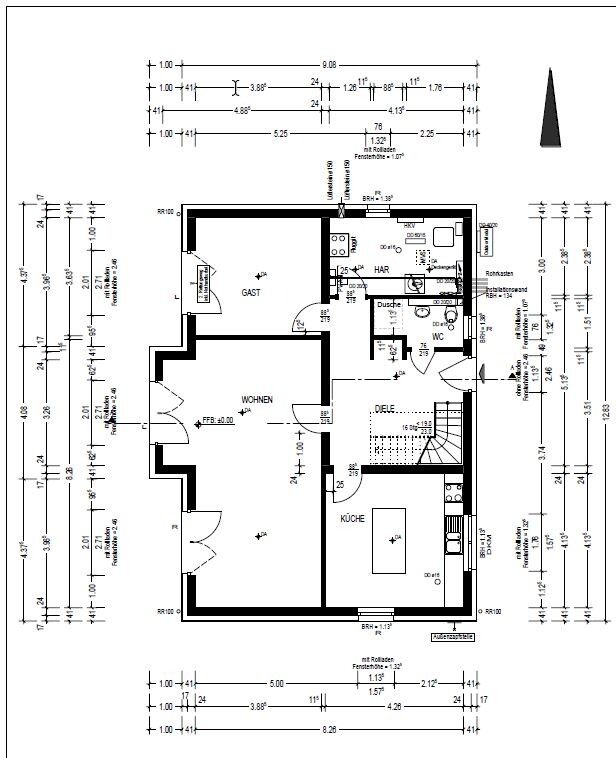 Grundriss eines Hauses mit Wohnzimmer, Küche, Diele, Gast, Dusche, WC und Treppenhaus.