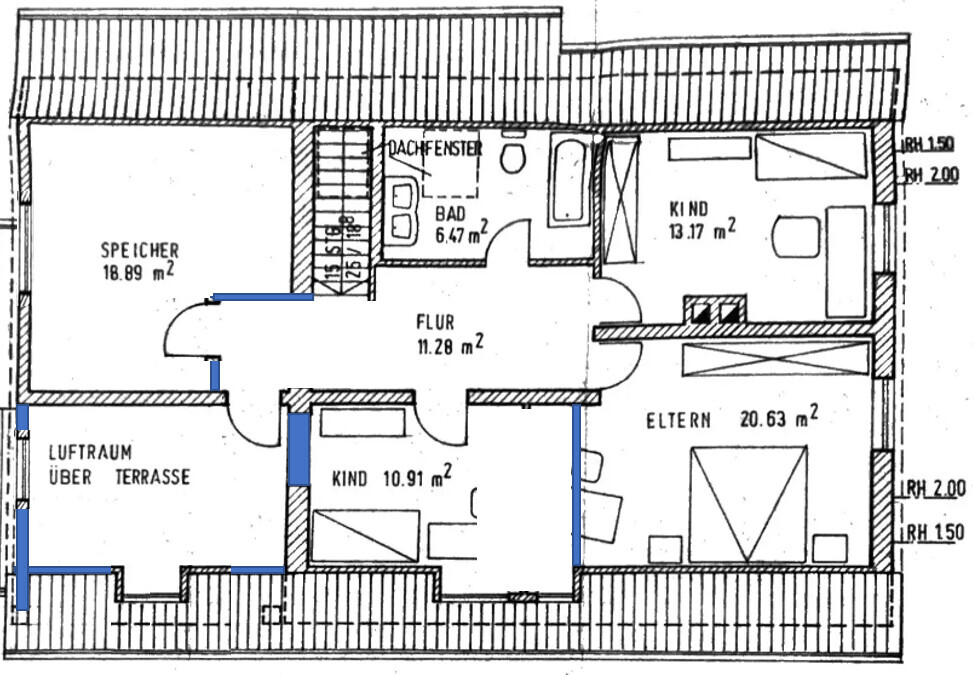 2D-Grundriss eines Wohnhausplans mit Elternzimmer, zwei Kinderzimmern, Bad, Flur und Terrasse