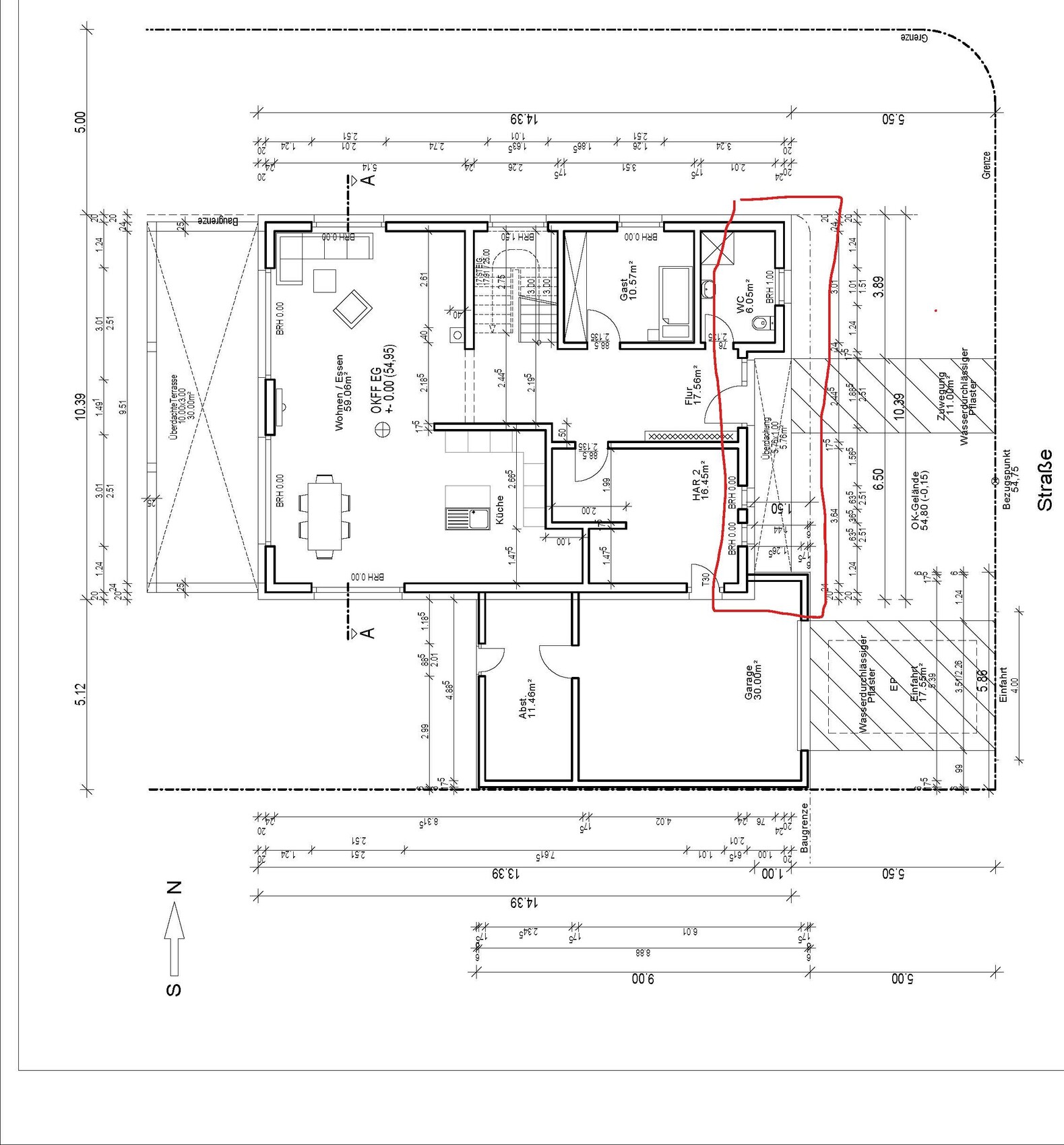 Grundriss eines Einfamilienhauses mit Wohn-/Essbereich, Küche, Flur, Bad, WC, Garage; rote Umrandung.