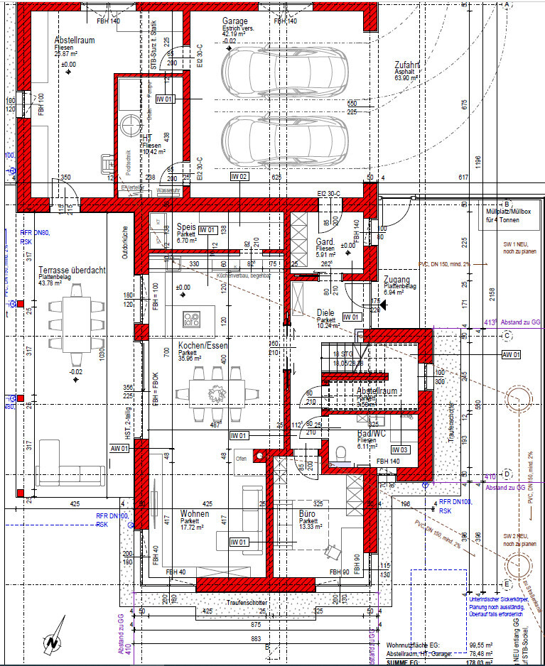 Grundriss eines Hauses mit Doppelgarage, Parkplätzen, Küche, Wohnzimmer und Bad.