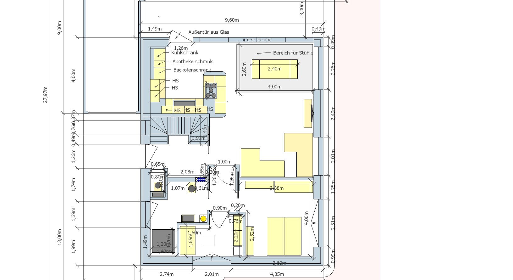 2D-Grundriss eines Hauses mit Küche, Wohnzimmer, Treppen und Maßen