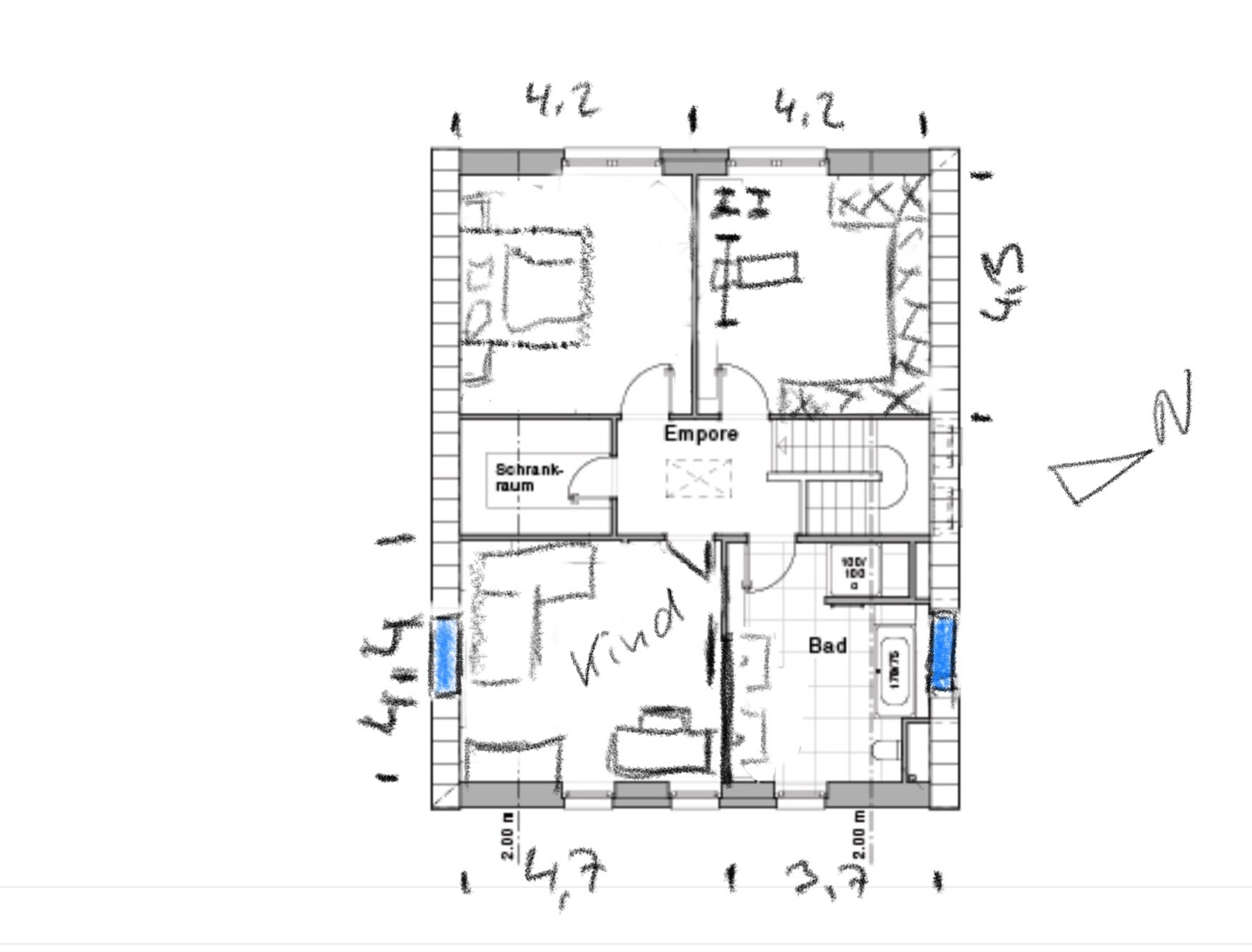 Grundriss eines Etagenplans: Empore, Schlaf- und Kindzimmer, Bad, Schrankraum