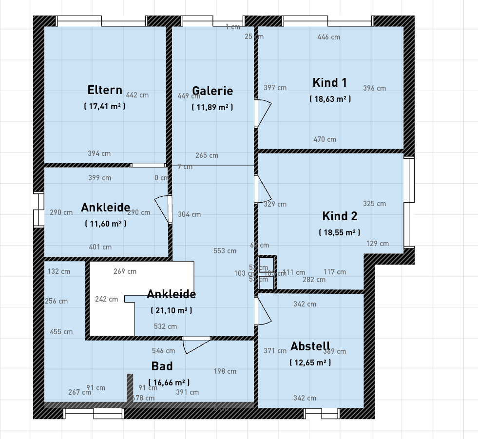 Grundriss eines Hauses mit Eltern, Galerie, Ankleide, Bad, Abstellraum und zwei Kinderzimmer.