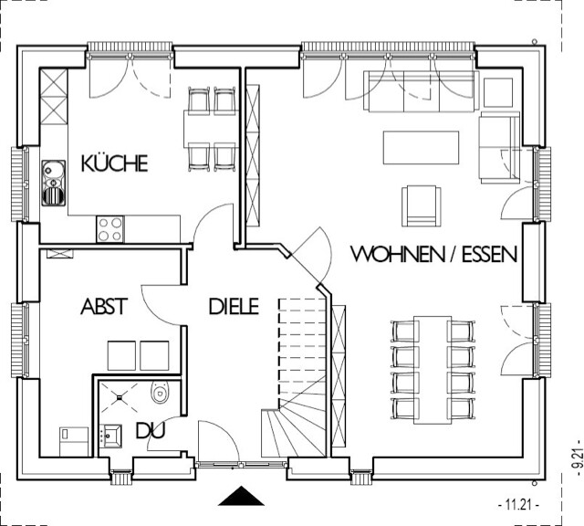 Grundriss Erdgeschoss: Küche, Abstellraum, Diele, Dusche, Wohnen/Essen, Treppe.