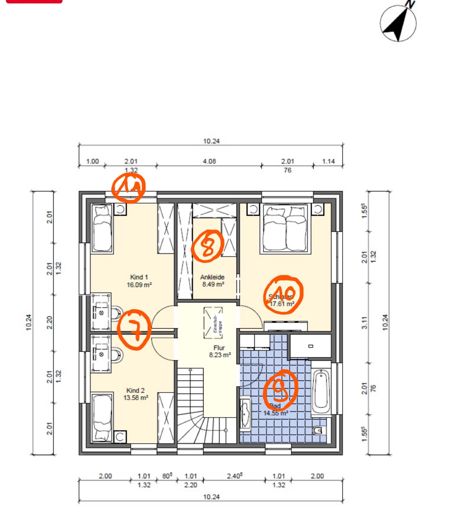 Grundriss eines Hauses: zwei Kinderzimmer, Ankleide, Bad, Flur und Treppe; orange Nummern 1–9 markieren Räume.