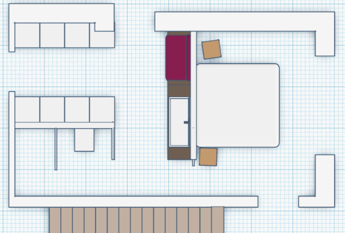 Grundriss eines Schlaf- und Arbeitszimmers mit Bett, Tisch und Regalen.