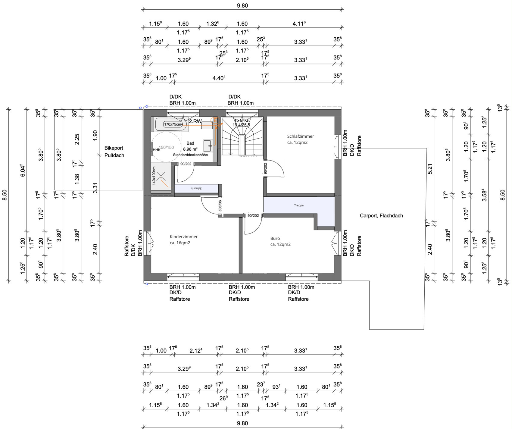 Grundriss eines Hauses: Räume wie Schlafzimmer, Kinderzimmer, Büro, Bad, Treppe und Carport.