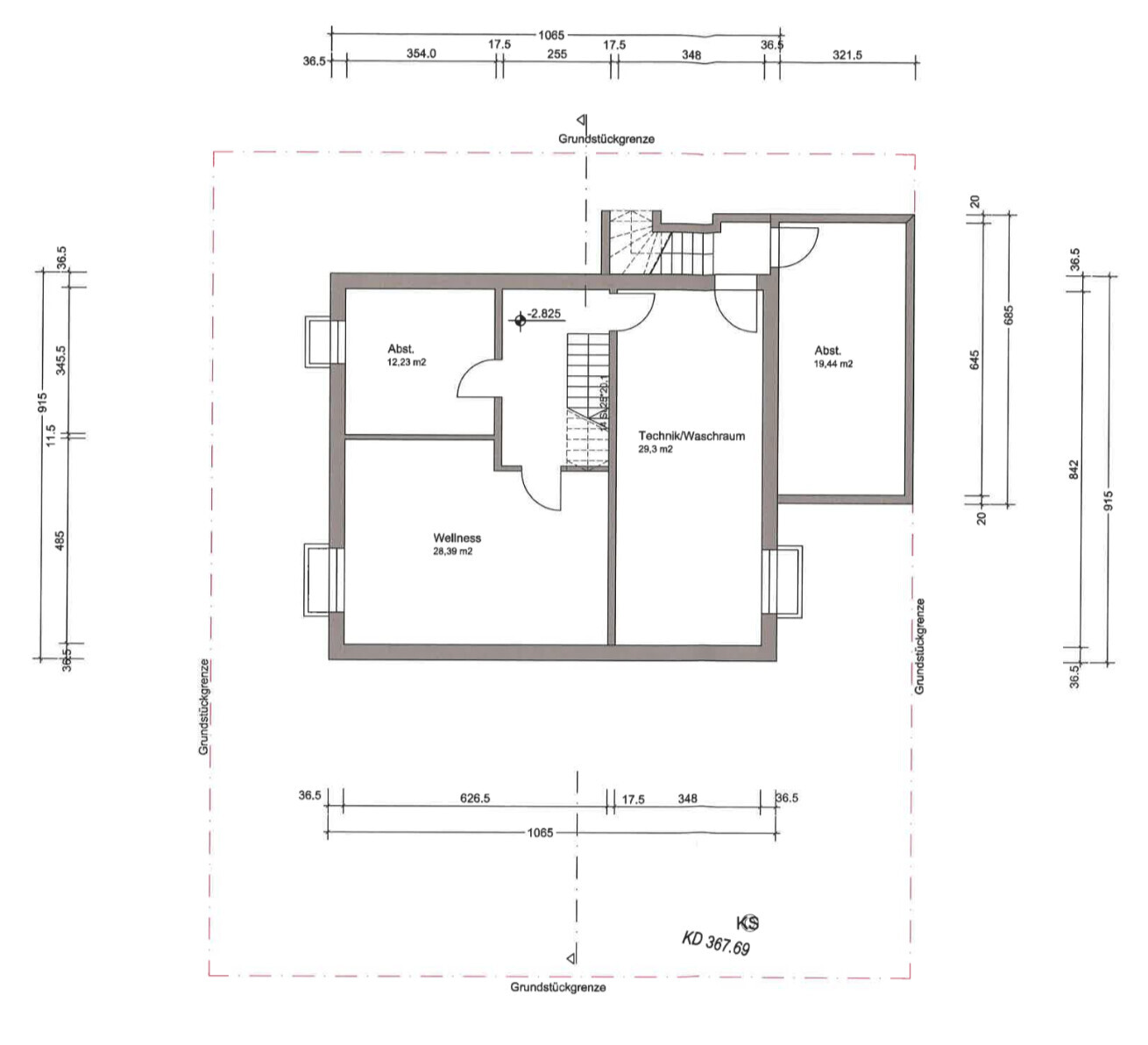 2D-Hausgrundriss mit Wellness- und Technikraum, Abstellräumen und Treppenaufgang