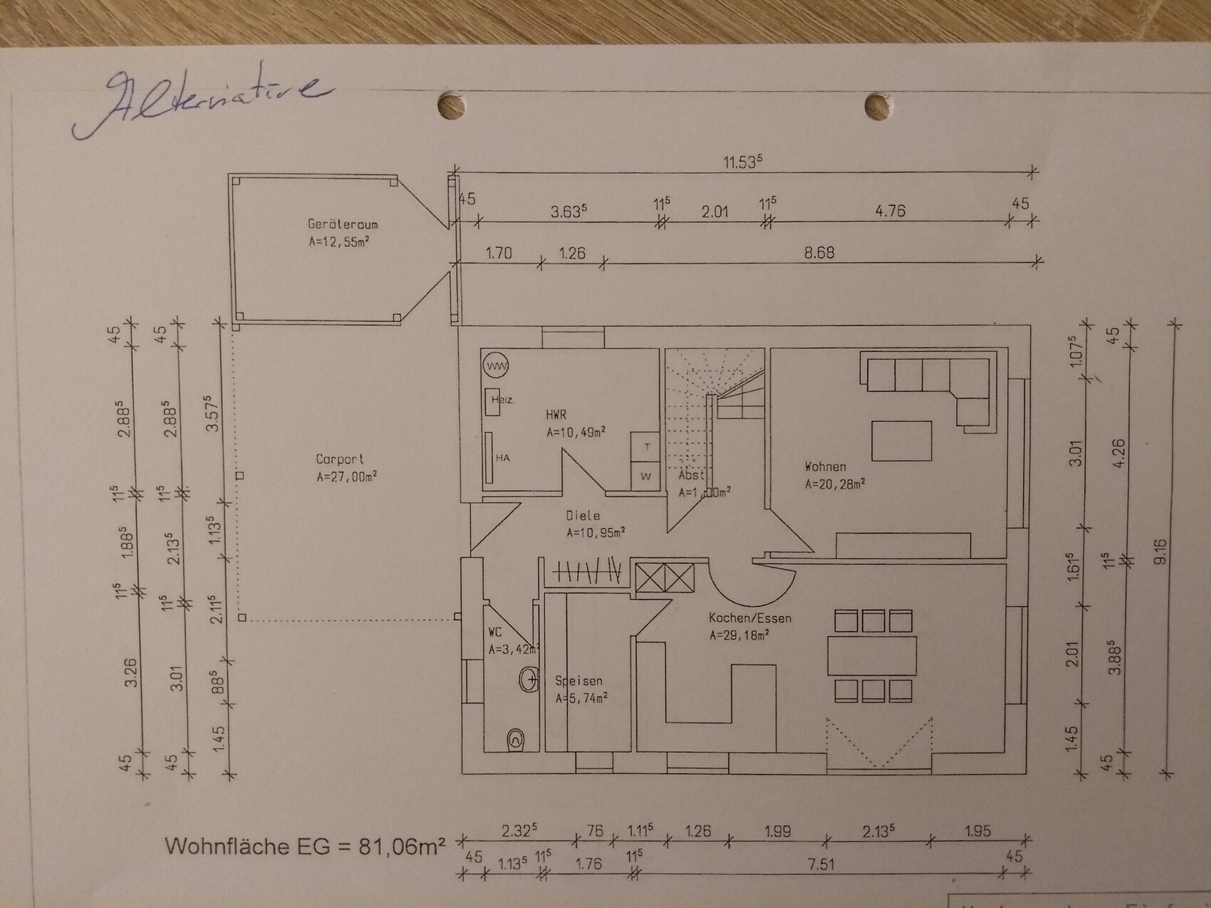 Grundriss Erdgeschoss: Kochen/Essen, Wohnen, Diele, Carport, HWR, WC, Speisen