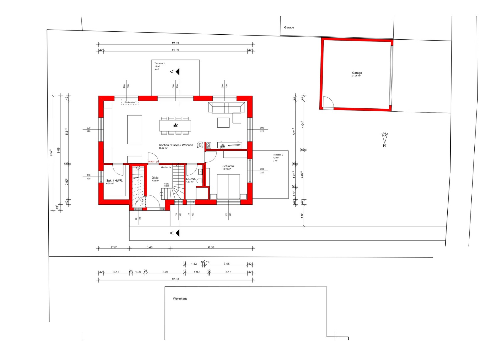 Grundriss eines Hauses: Kochen/Essen/Wohnen, Schlafen, Dusche/ WC; roter Außenwandumriss; Garage.