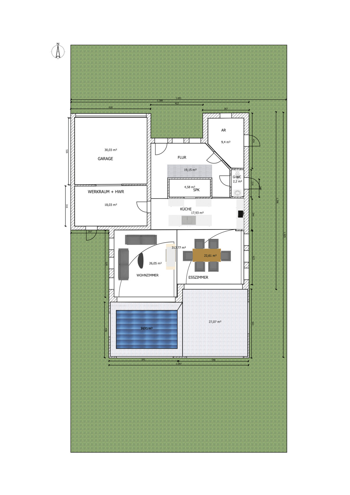 Grundriss eines Hauses: Garage, Küche, Wohnzimmer, Esszimmer, Flur, Abstellraum, Pool im Garten.