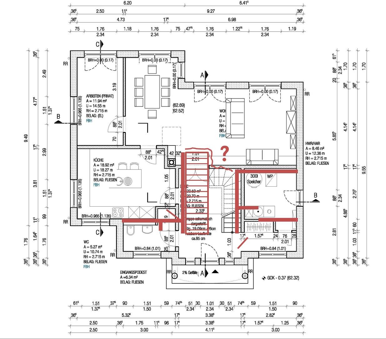 Grundriss eines Wohnhauses: zentrale Treppe, roter Rahmen markiert Bereich und Fragezeichen.