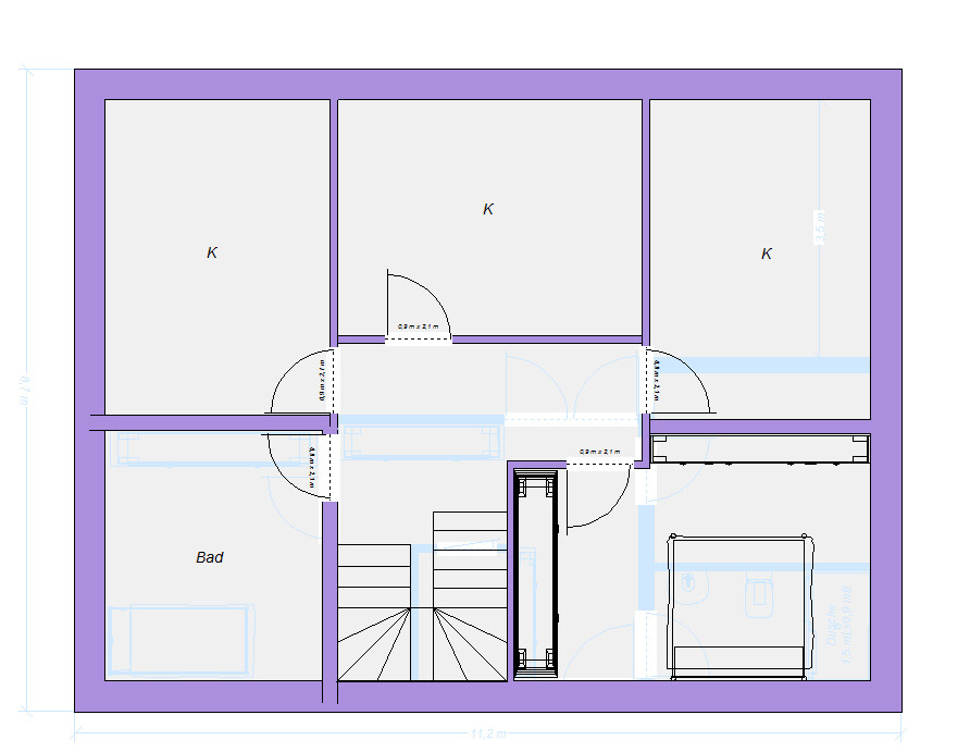 Top-Down-Grundriss eines Hauses: Bad, Treppenhaus, mehrere Räume (K) und Flure.