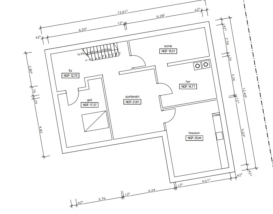 2D-Grundriss eines Gebäudes mit Flur, Gästezimmer, Sportbereich, Technik, HWR und Brauraum